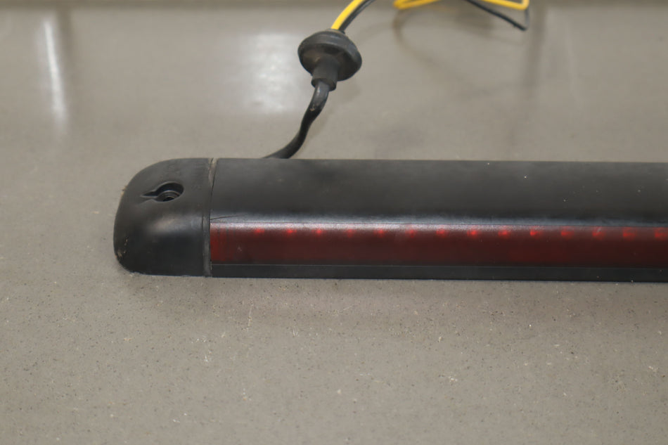 2003 Hummer H2 3rd Brake Light 15145321