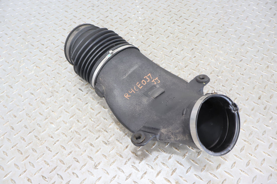 2004 Chevrolet Corvette- Air Cleaner/Box