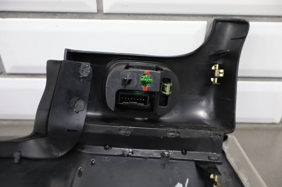2002 Chevrolet Corvette- Knee Pad