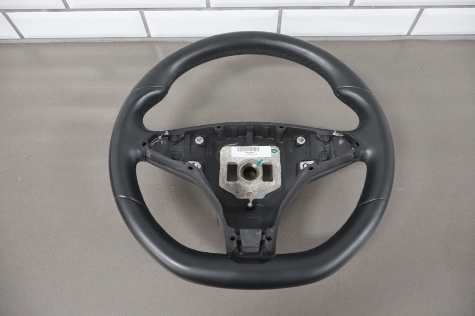 2016 Tesla X- Steering Wheel