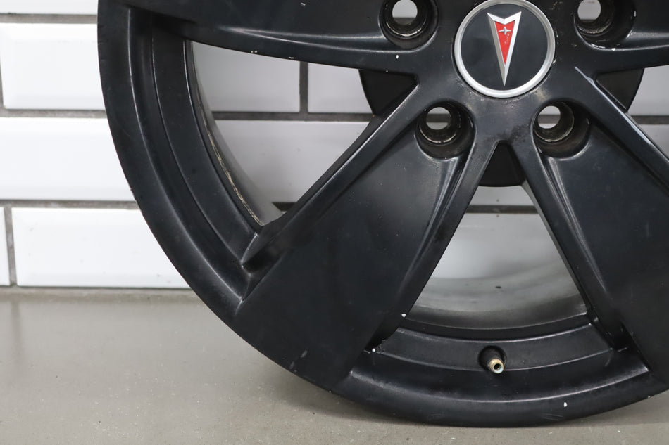 2004-2006 Pontiac GTO- 17x8 Aluminum Alloy Wheel