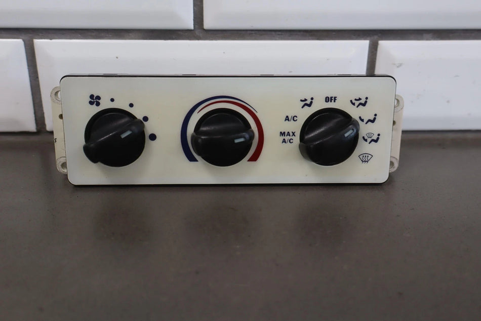 2004 Ford F-250 Super Duty- Heater/AC Controls