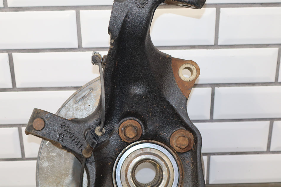 2013 GMC Sierra 2500- Right Front Spindle