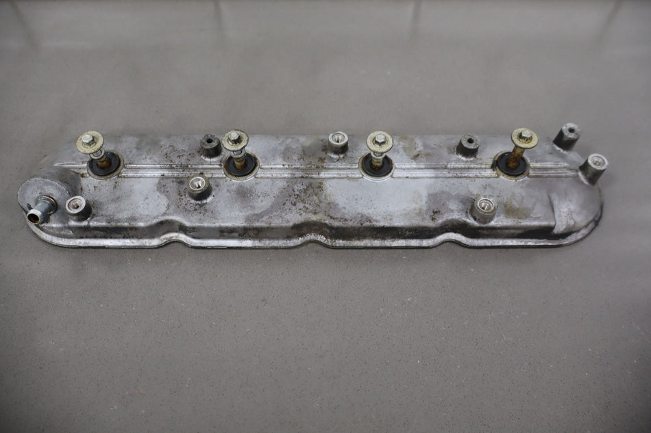 2005 Hummer H2- Valve Cover
