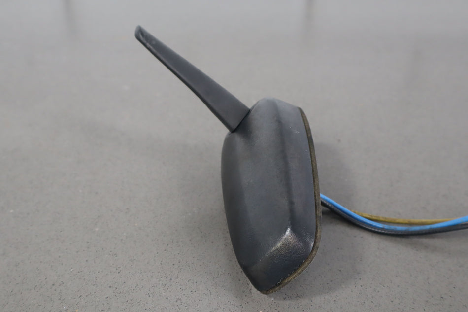 2007 Hummer H2- Antenna