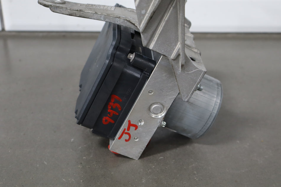 2023 Chevrolet Camaro ABS Brake Unit 84452781 OEM