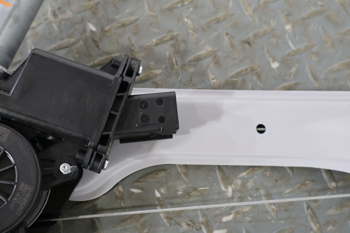 20-23 Cadillac CT5 Rear Right RH Door Window Regulator W/ Motor (Tested)