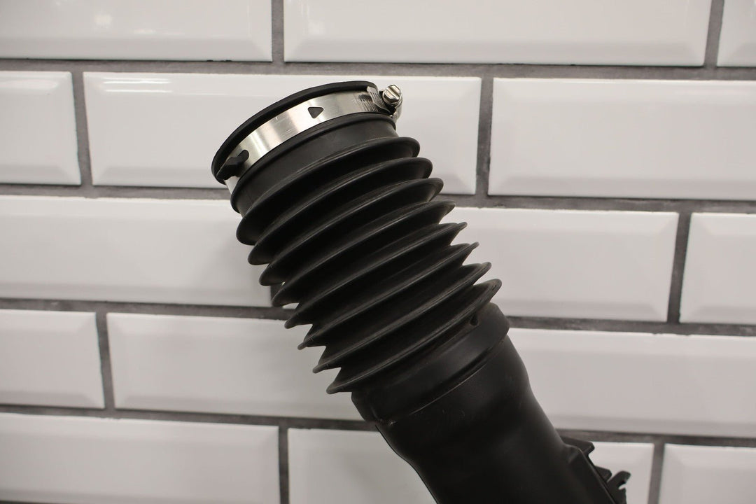 20 - 23 Ram 1500 3.0L Eco Diesel Air Cleaner Assembly Intake Tube Air Box