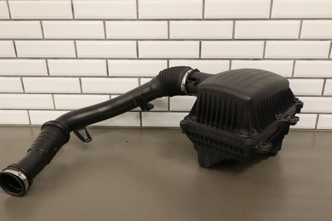 20 - 23 Ram 1500 3.0L Eco Diesel Air Cleaner Assembly Intake Tube Air Box
