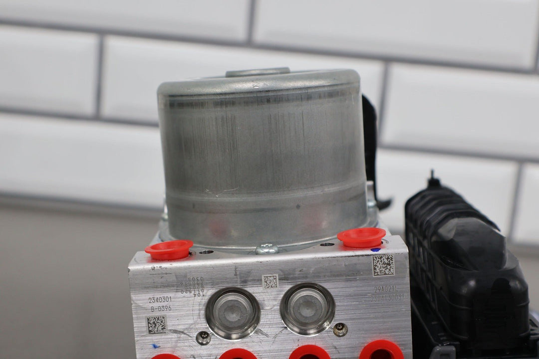 20 - 23 Toyota Corolla GR ABS Anti - Lock Brake Pump Actuator & Module (44540 - 12C40)