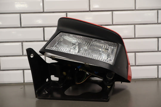 2000 - 02/02/04 C5 Corvette Left Driver Headlamp W/Cap Motor