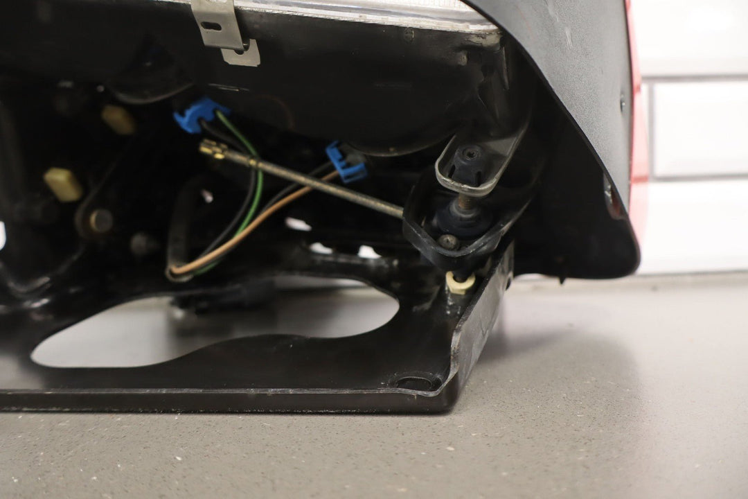 2000 - 02/02/04 C5 Corvette Left Driver Headlamp W/Cap Motor