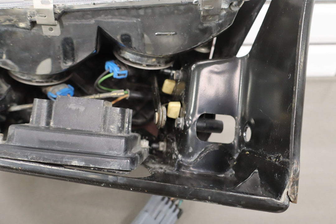 2000 - 02/02/04 C5 Corvette Right Passenger Headlamp W/Cap Motor