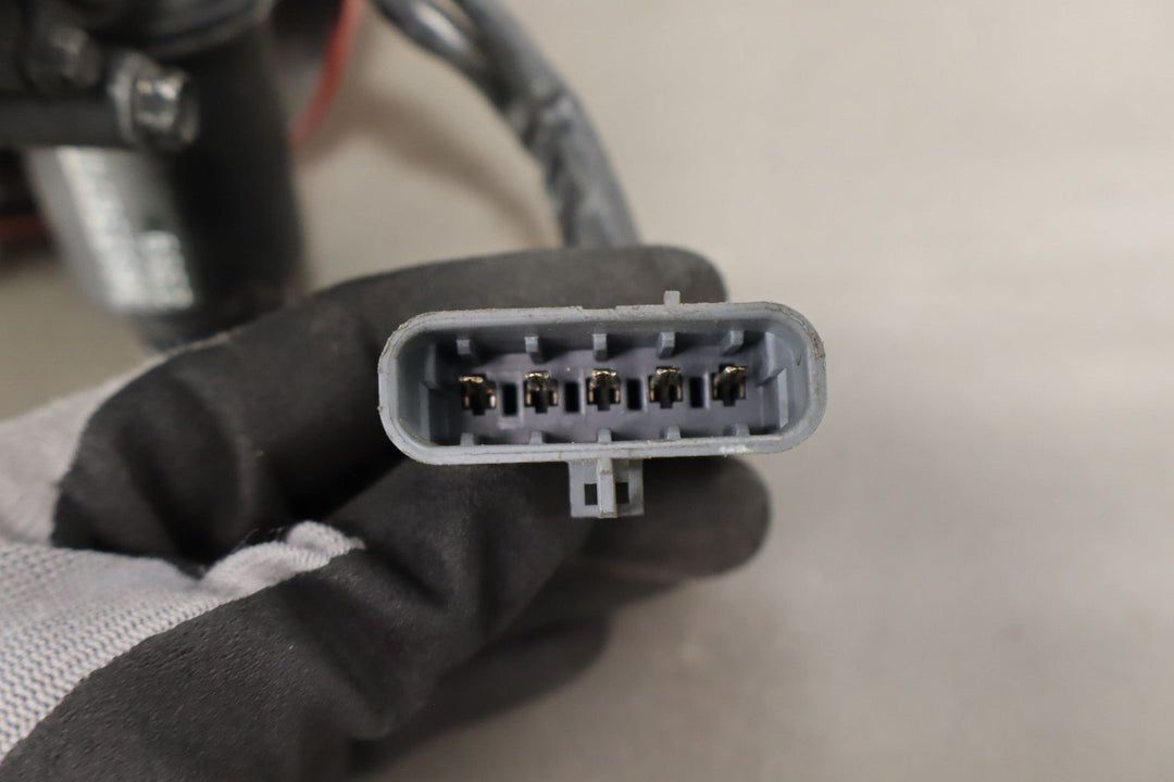 2000 - 02/02/04 C5 Corvette Right Passenger Headlamp W/Cap Motor