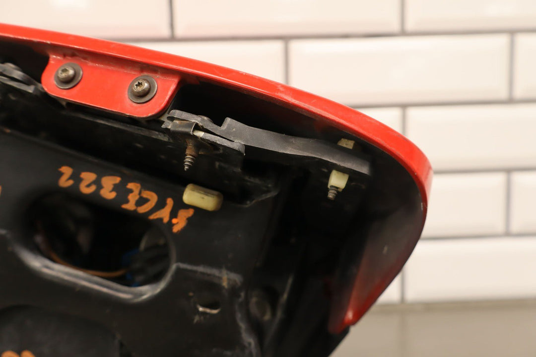 2000 - 02/02/04 C5 Corvette Right Passenger Headlamp W/Cap Motor