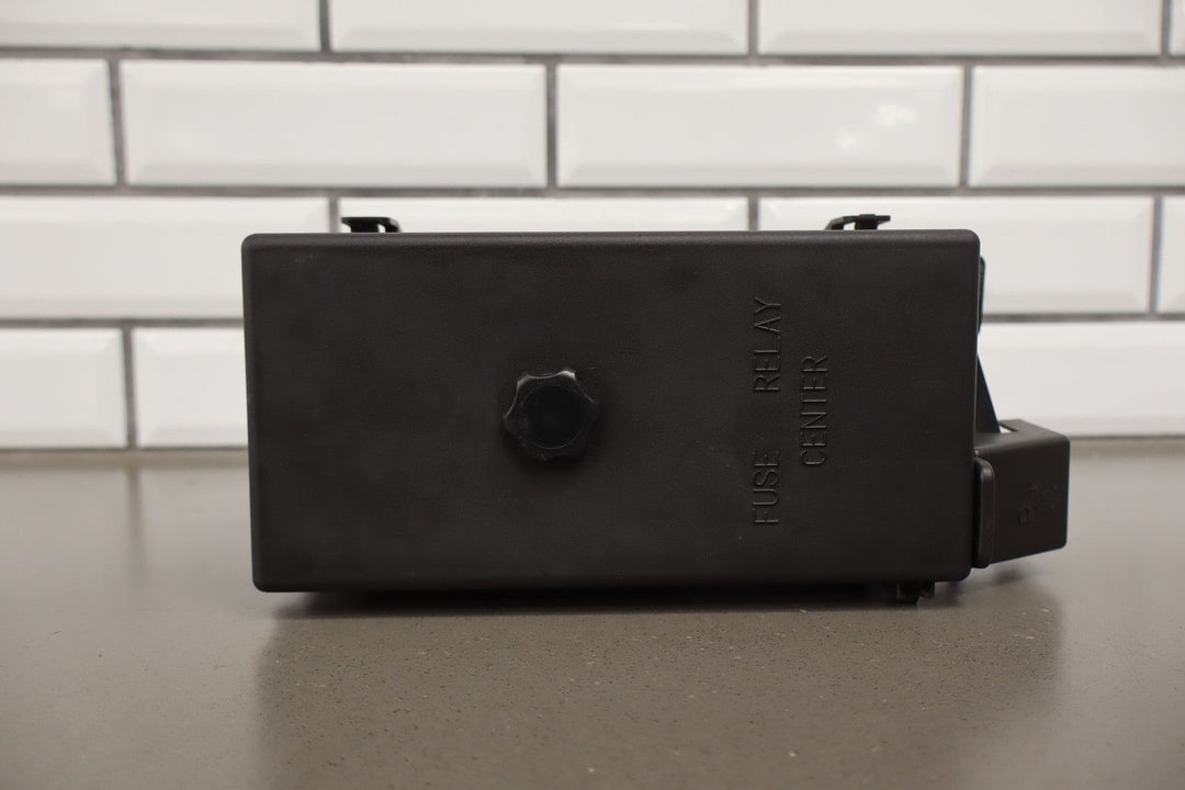 2000 - 2002 C5 Corvette Underhood Engine Fuse Relay Junction Box