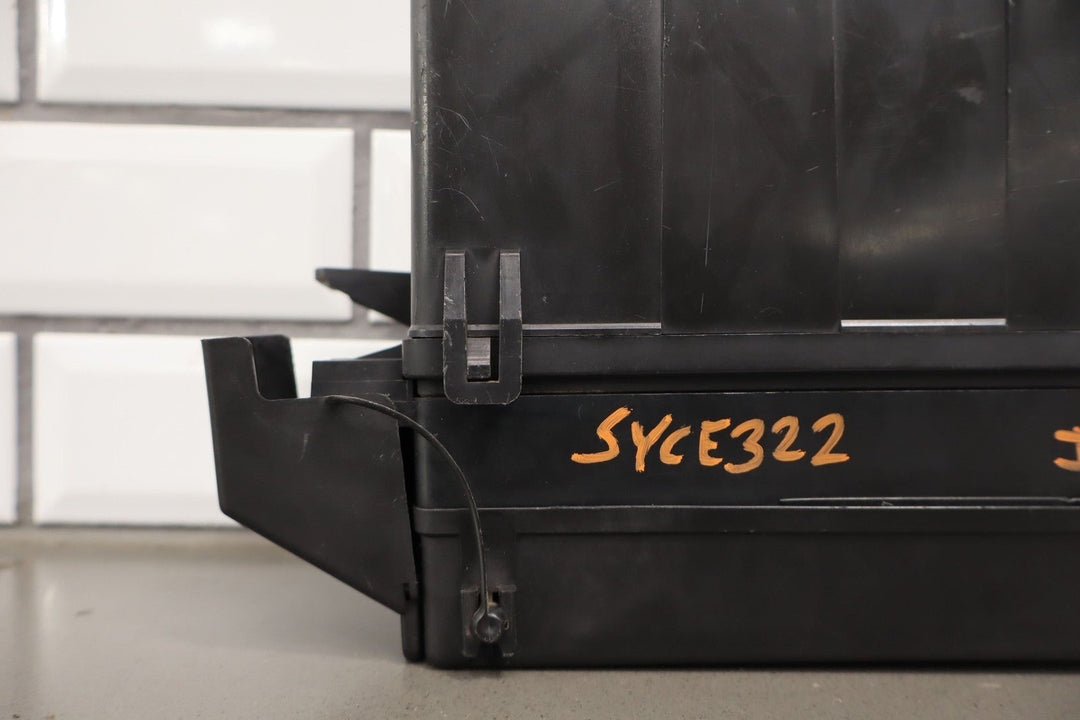 2000 - 2002 C5 Corvette Underhood Engine Fuse Relay Junction Box