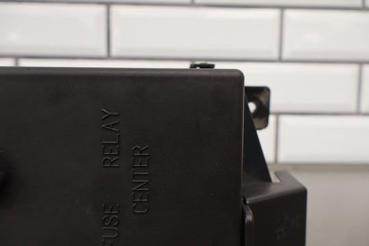 2000 - 2002 C5 Corvette Underhood Engine Fuse Relay Junction Box