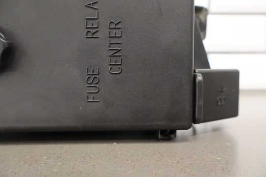 2000 - 2002 C5 Corvette Underhood Engine Fuse Relay Junction Box