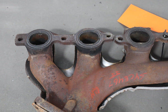2000 - 2002 Chevrolet Camaro Exhaust Manifold 12559507 OEM *Broken Bolt*