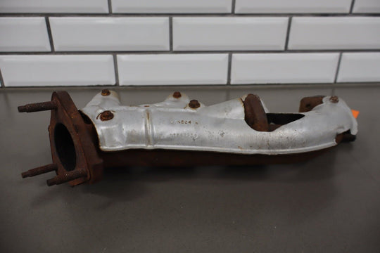 2000 - 2002 Chevrolet Camaro Exhaust Manifold 12559507 OEM *Broken Bolt*