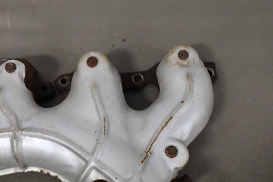 2000 - 2002 Chevrolet Camaro Exhaust Manifold 12559507 OEM *Broken Bolt*