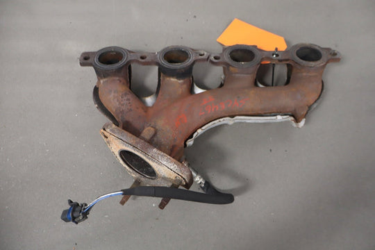 2000 - 2002 Chevrolet Camaro Exhaust Manifold 12559507 OEM *Broken Bolt*