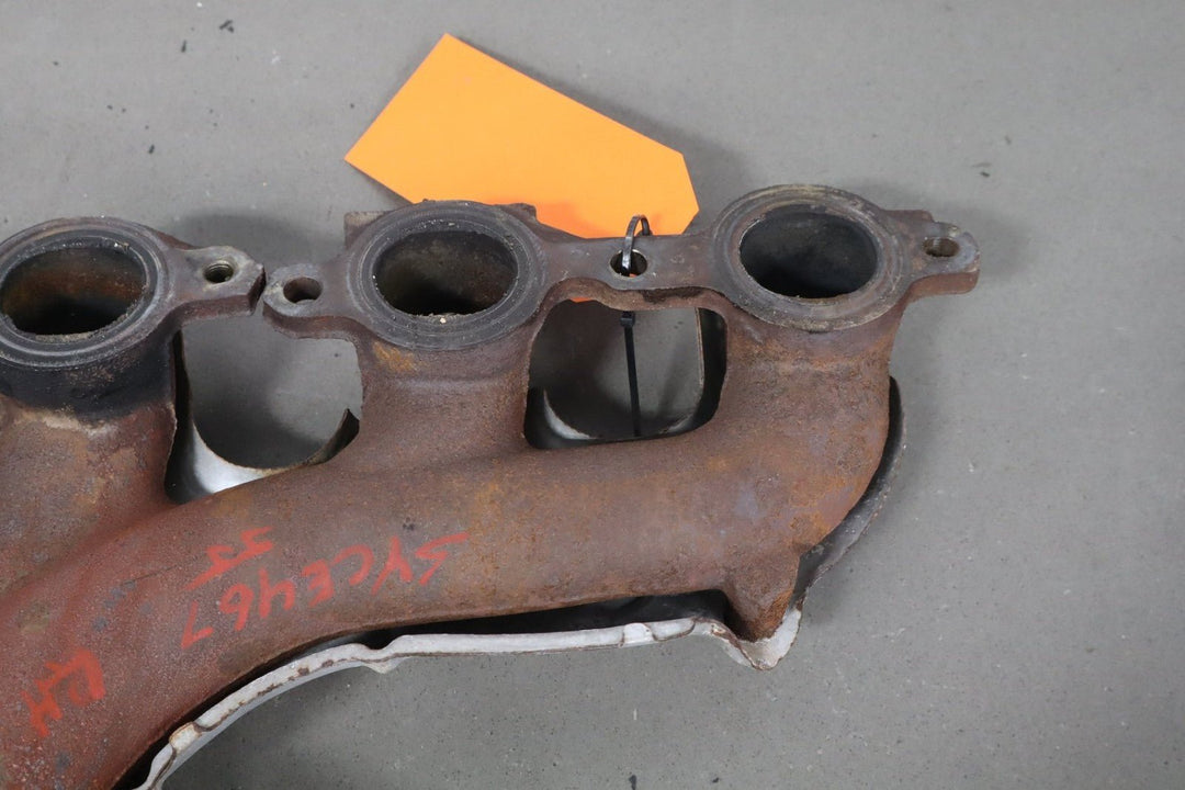2000 - 2002 Chevrolet Camaro Exhaust Manifold 12559507 OEM *Broken Bolt*