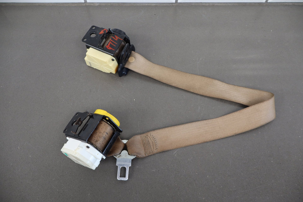 2000-2002 Chevrolet Corvette C5 Passenger Right Seat Belt | Black