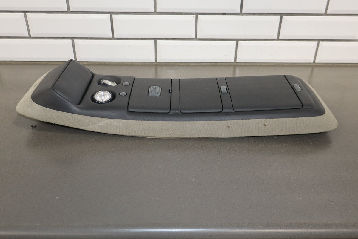 2000-2002 Chevrolet Silverado 2500HD/3500 GMT800 - Roof Console PN: 15746962