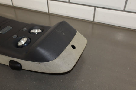 2000-2002 Chevrolet Silverado 2500HD/3500 GMT800 - Roof Console PN: 15746962
