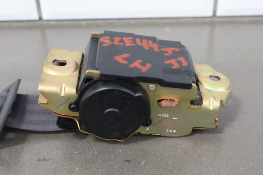 2000 - 2002 Chevy Camaro Coupe Left Driver Front Seat Belt Retractor