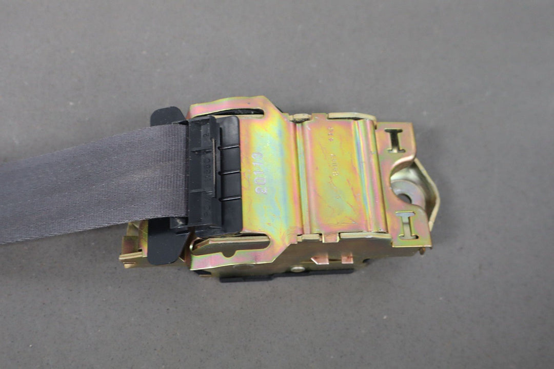 2000 - 2002 Chevy Camaro Coupe Left Driver Front Seat Belt Retractor