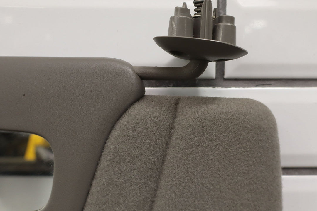 2000 - 2002 Chevy GMC 2500HD OEM Interior Sun Visors Pair Left/Right