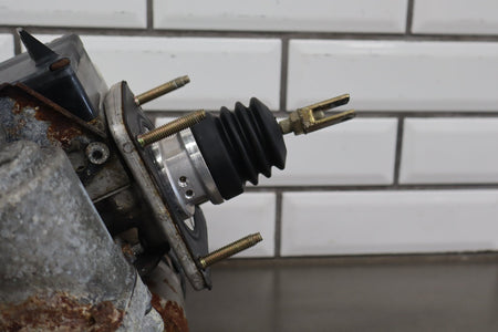 2000-2002 Lexus LX470 ABS Brake Unit 4705060042 For Parts