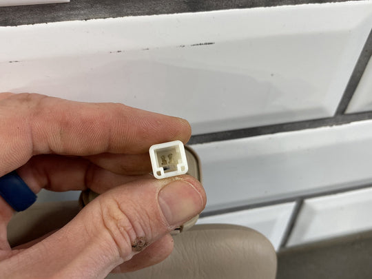 2000 - 2002 Lexus LX470 J100 - Sun Visor Pair Ivory