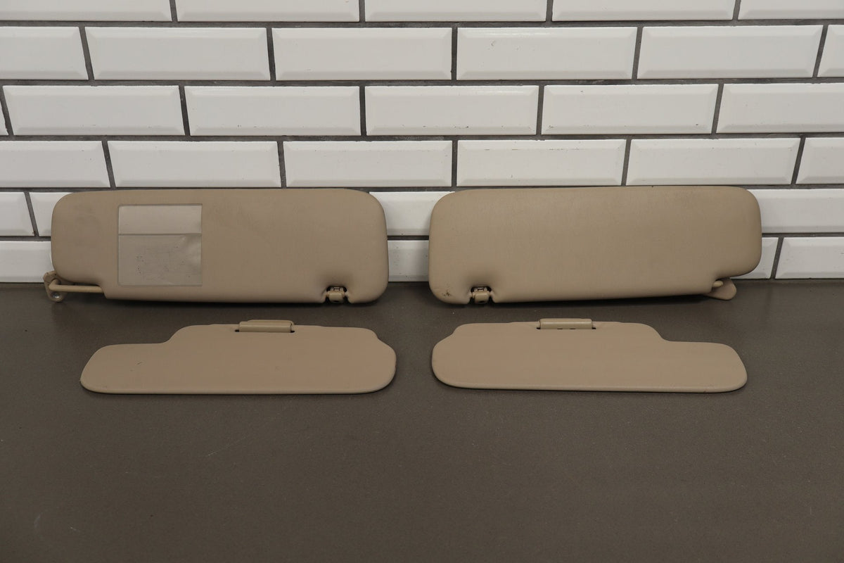2000-2002 Toyota Land Cruiser Lexus LX470 J100 - Sun Visor Pair Ivory