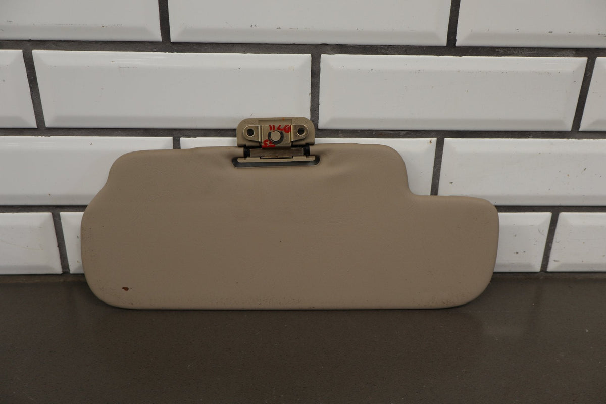 2000-2002 Toyota Land Cruiser Lexus LX470 J100 - Sun Visor Pair Ivory