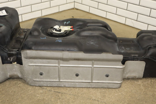 2000 - 2003 Cadillac Escalade Fuel Tank with Pump Tested 15101612 OEM