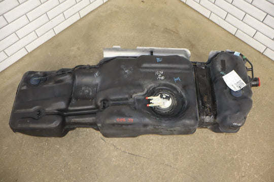 2000 - 2003 Cadillac Escalade Fuel Tank with Pump Tested 15101612 OEM