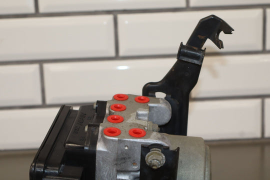 2000 - 2003 Honda S2000 AP1 OEM ABS Pump Module