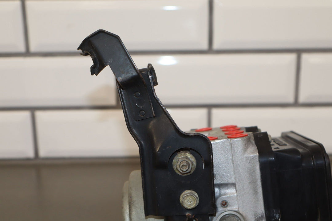 2000 - 2003 Honda S2000 AP1 OEM ABS Pump Module