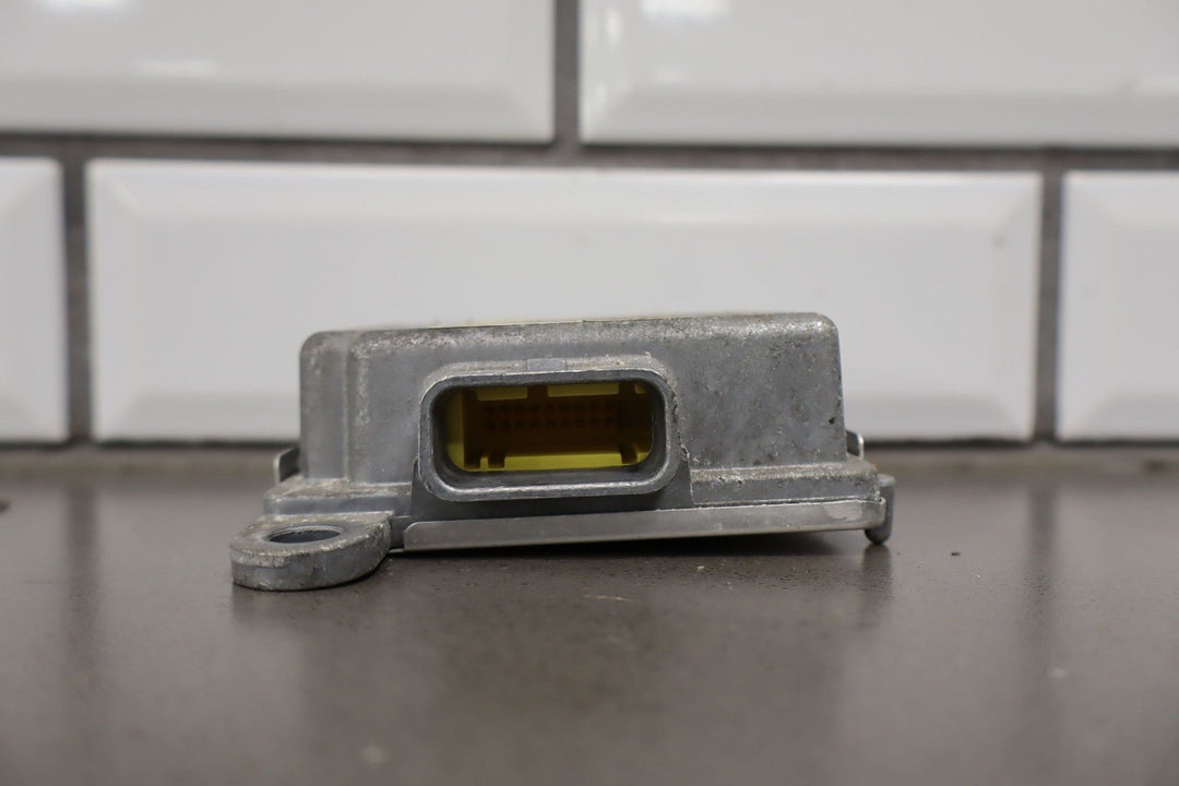 2000 - 2004 C5 Corvette Air Bag Control Module (Right Dash Location)