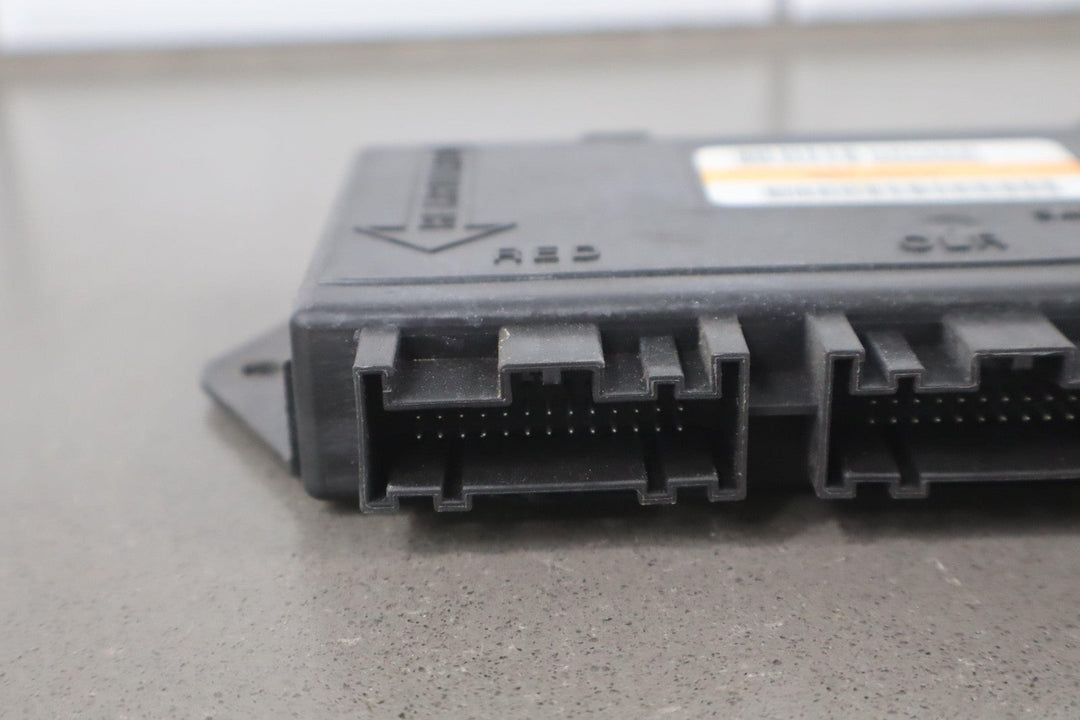 2000 - 2004 C5 Corvette Left Driver Theft Locking Door Control Module