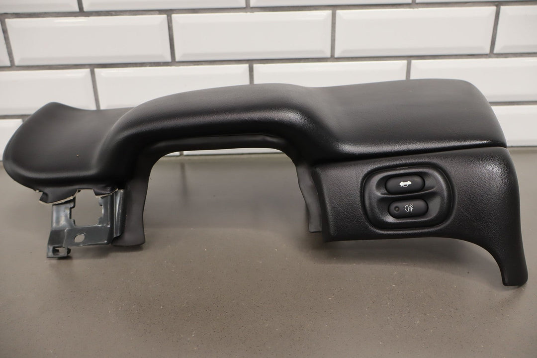 2000 - 2004 C5 Corvette Left LH Driver Interior Knee Pad Bolster