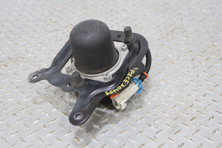 2000-2004 Chevrolet Corvette Air Pump 12568382