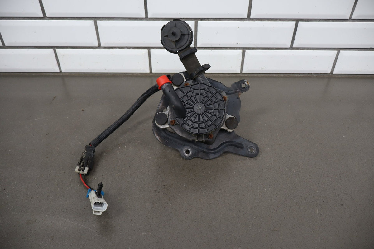 2000-2004 Chevrolet Corvette C5 LS1 LS6 Air Smog Pump