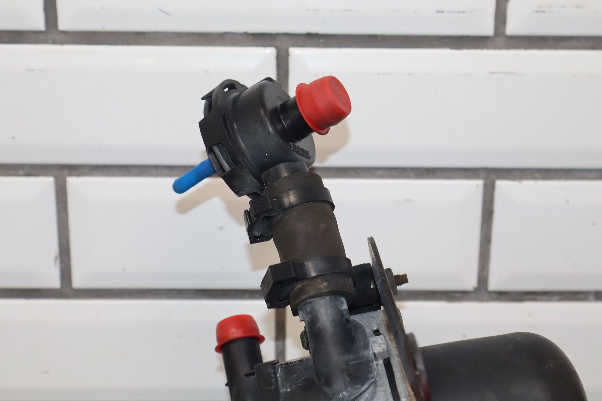 2000-2004 Chevrolet Corvette C5 LS1 LS6 Air Smog Pump
