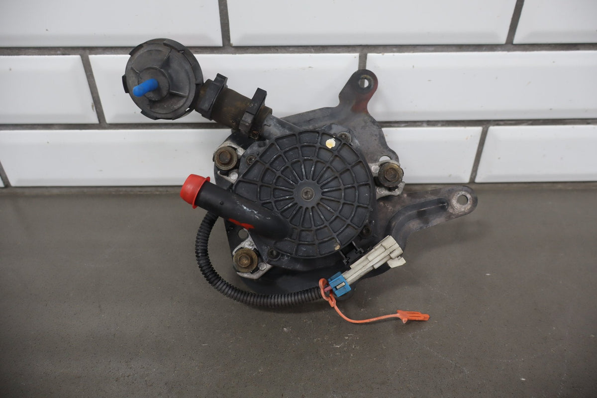 2000-2004 Chevrolet Corvette C5 LS1 LS6 Air Smog Pump