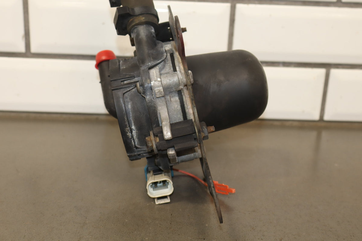 2000-2004 Chevrolet Corvette C5 LS1 LS6 Air Smog Pump
